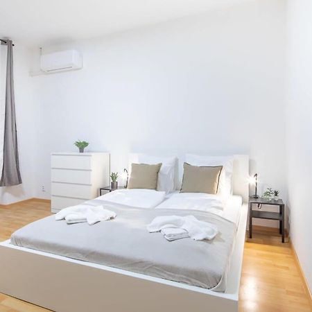 Very Central Convenient Flat Budapest Luaran gambar