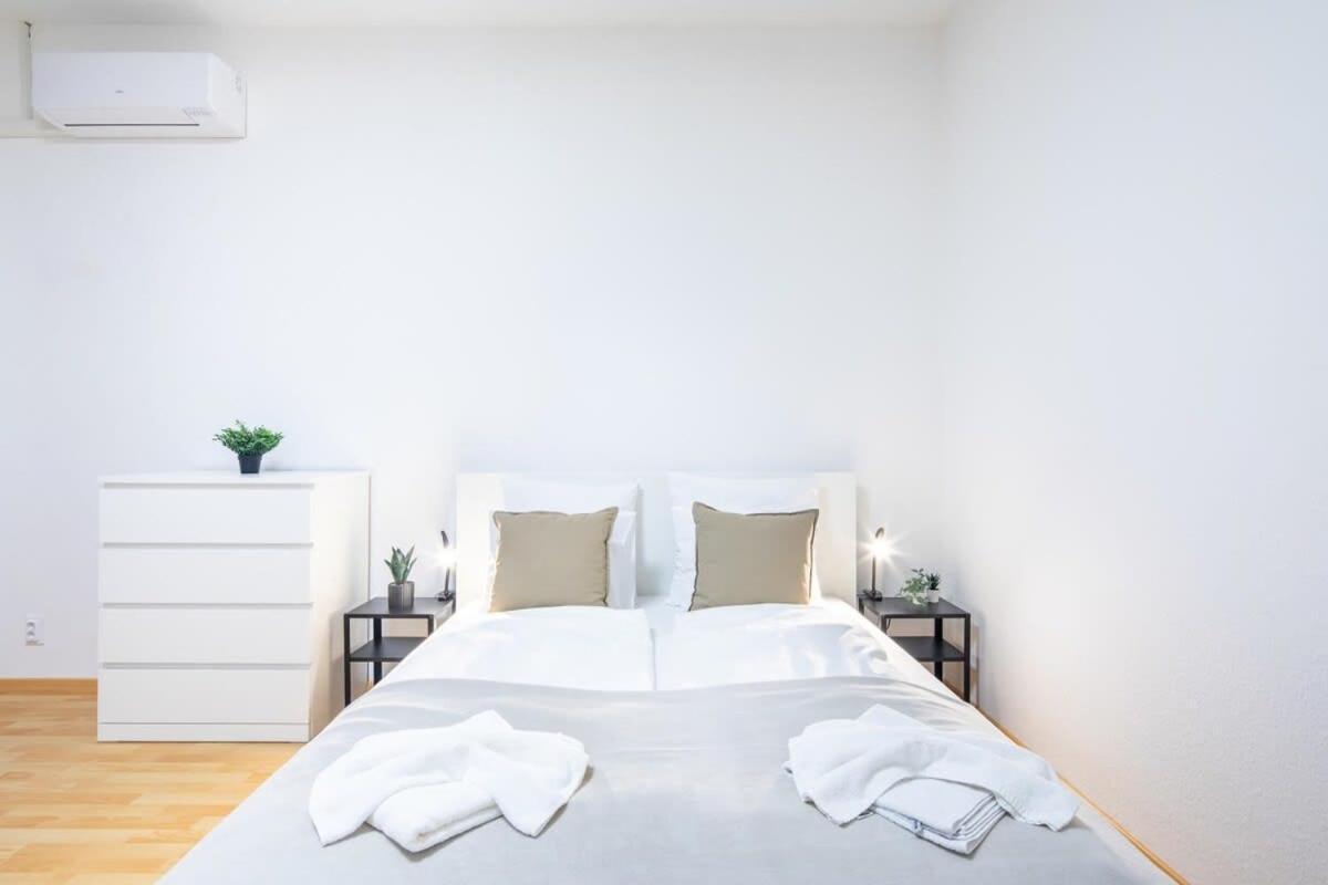 Very Central Convenient Flat Budapest Luaran gambar