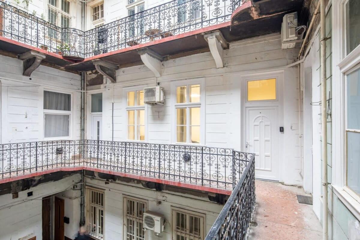 Very Central Convenient Flat Budapest Luaran gambar