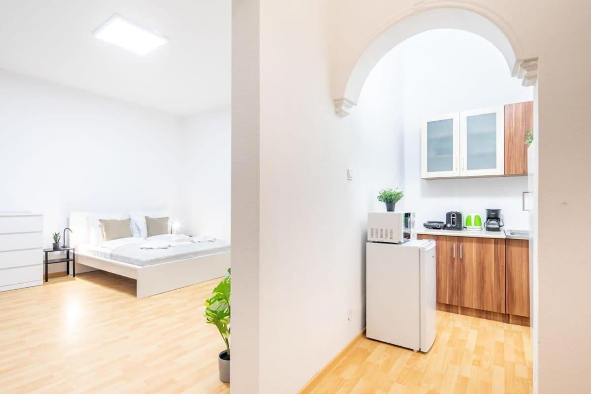 Very Central Convenient Flat Budapest Luaran gambar