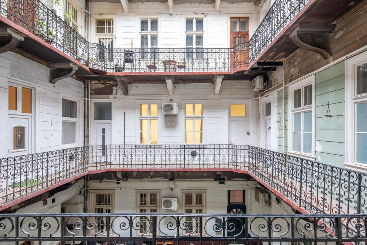 Very Central Convenient Flat Budapest Luaran gambar